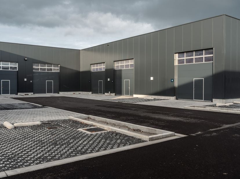 Bien professionnel à louer
                    à 8800 Roeselare