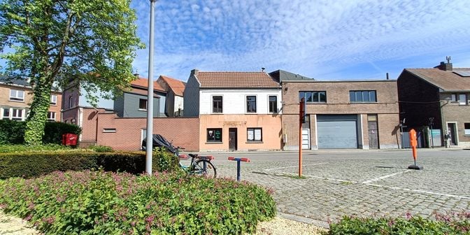 Bien professionnel à louer à Wulmersumsesteenweg 2, 3300 Tienen