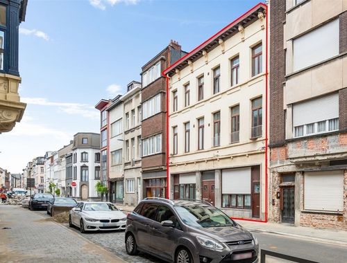                                         Immeuble d’appartements à vendre à Antwerpen, € 590.000
