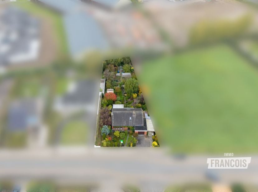 Huis te koop in Pilkemseweg 19,
                    8900 Ieper