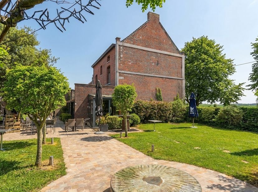 Huis te koop in ,
                    7812 Mainvault