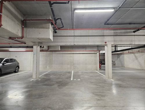                                         Garage à vendre à Brugge, € 38.000
