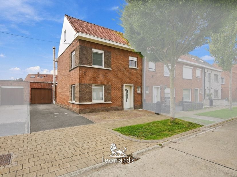 Huis te koop in Frankrijklaan 16,
                    8530 Harelbeke