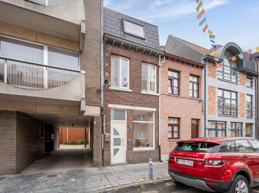Huis te koop in Eikerstraat 79,
                    3680 Maaseik