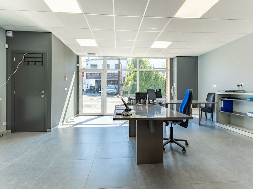 *** SOUS-OPTION ***<br />
Référence Agence: V7170-428<br />
Visite virtuelle : https://immo360.immo-facile.com/vtour/fr/h7ngkc<br />
Nous vous propose