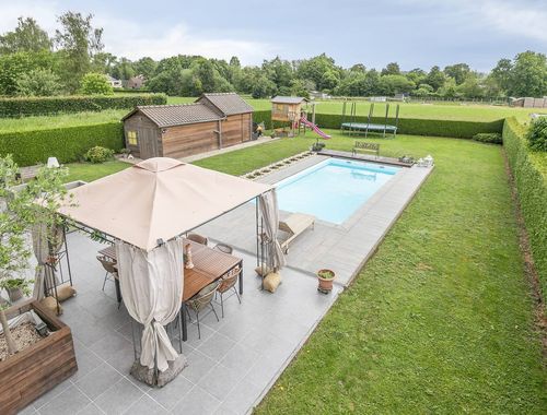                                         Villa te koop in Erpe, € 725.000

