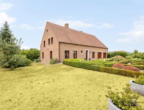                                         Villa te koop in Rummen, € 630.000

