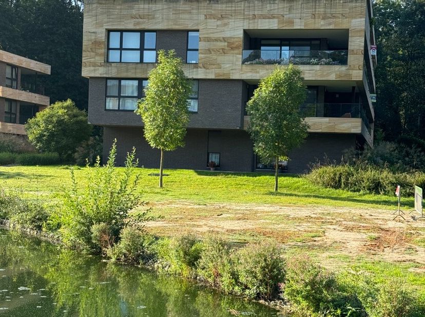 Te huur: Instapklaar appartement met ruim zonneterras en ondergrondse staanplaatsOp zoek naar een modern, comfortabel en energiezuinig appartement? Di