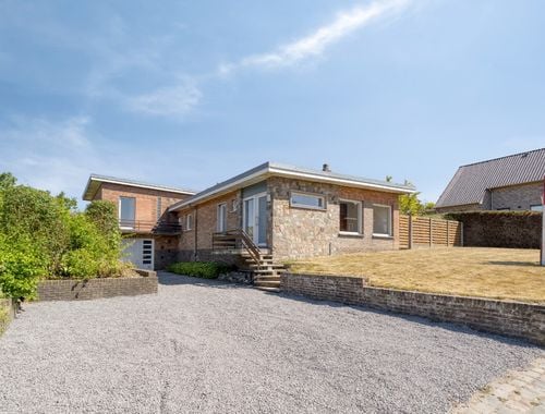                                         Bungalow à vendre à Aartrijke, € 365.000
