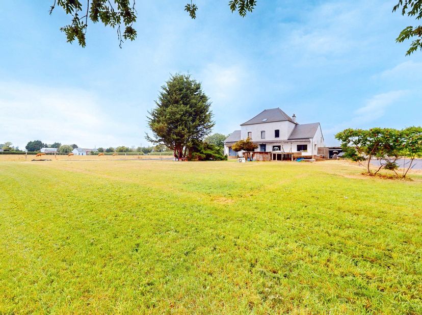 Huis te koop in ,
                    6560 Montignies-Saint-Christophe