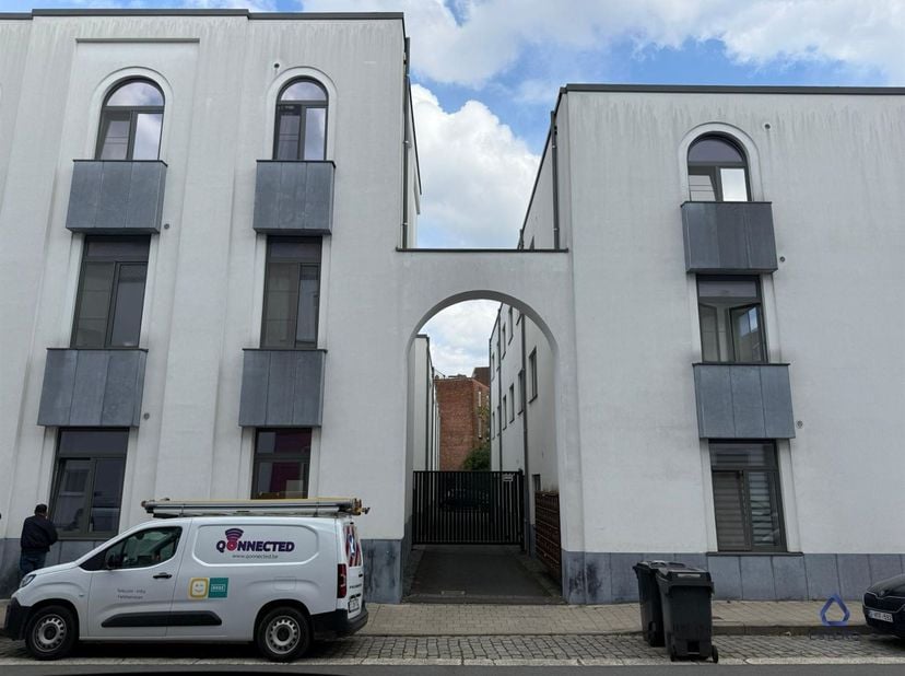 Appartement te huur in Leeuwstraat 3 bus H,
                    9000 Gent