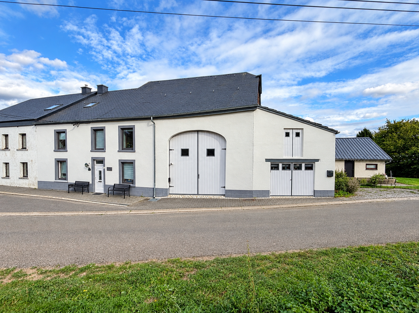 Huis te koop in Rue de la Chapelle 13 + 13 bus a,
                    6600 Bastogne