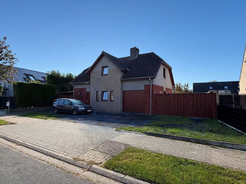 Maison à vendre à Schoolstraat 103,
                    3650 Dilsen