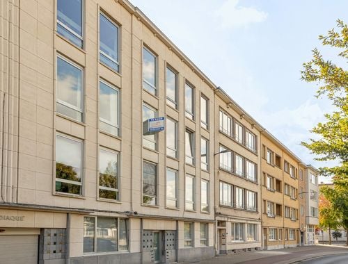                                         Appartement te koop in Berchem, € 395.000
