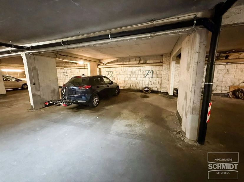 Garage te huur in Chaussée Saint-Pierre 352,
                    1040 Etterbeek