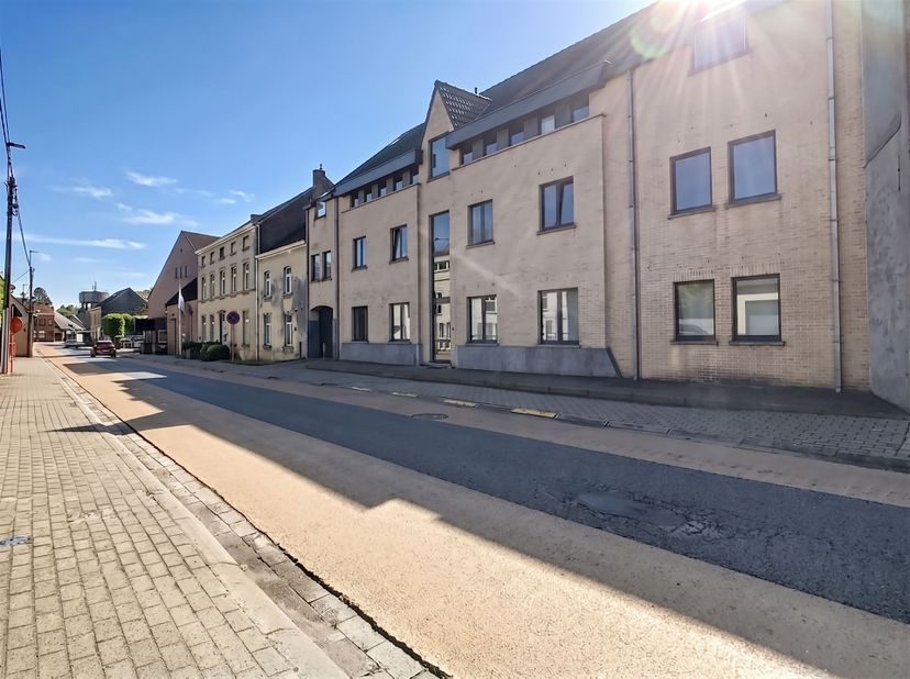Appartement te huur in Merenstraat 17 bus 7,
                    3080 Duisburg