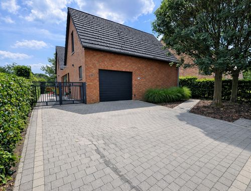                                         Huis te koop in Olen, € 520.000
