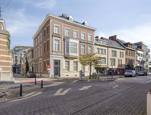                                         Bureaux à louer à Hasselt, € 2.750
