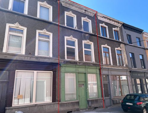                                         Maison à vendre à Leuze-en-Hainaut, € 139.000
