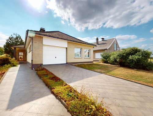                                         Villa te koop in Petit-Enghien, € 385.000
