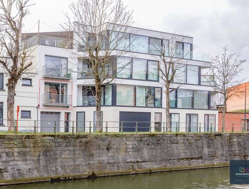                                         Appartement te huur in Gent, € 1.050

