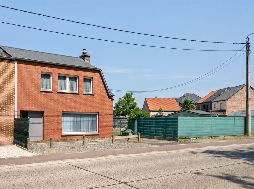 Huis te koop in Grootlosestraat 101,
                    3128 Baal