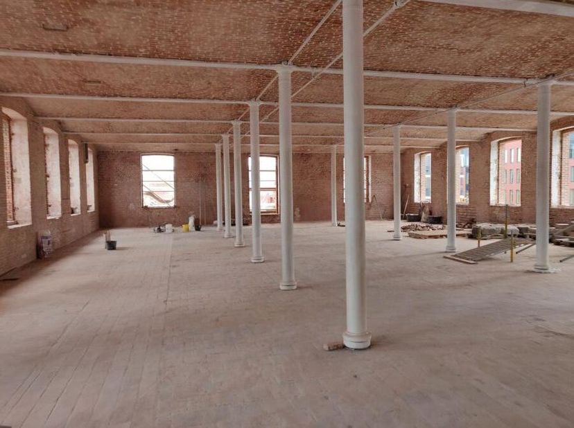 Kantoorruimte en multifunctionele ruimte te huuraan de Vaartdijk in Mechelen. <br />
<br />
  Hoogtepunten  <br />
<br />
 <br />
 Kantoorruimte enmul