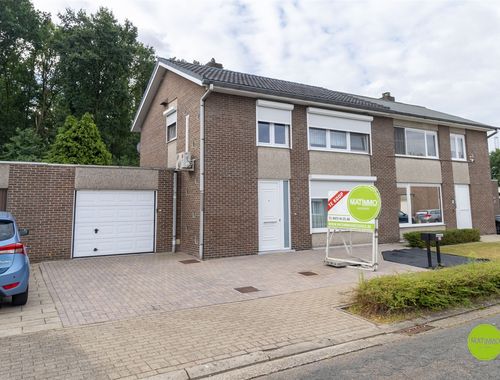                                         Eengezinswoning te koop in Kwaadmechelen, € 299.000
