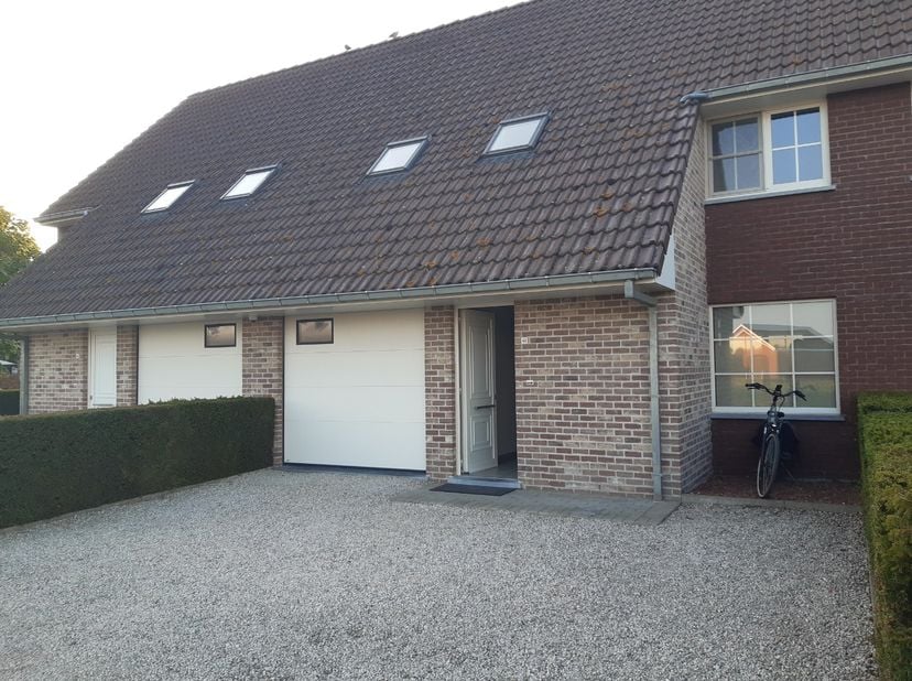 Maison à louer
                    à 9890 Asper