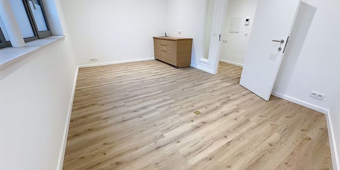 Bien professionnel à louer à 1180 Uccle
