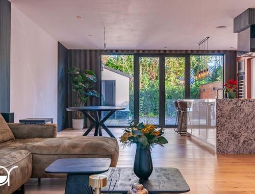                                         Woning te koop in Sint-Amandsberg, € 755.000
