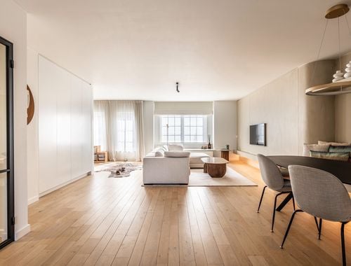                                         Duplex à vendre à 's Gravenwezel, € 529.000

