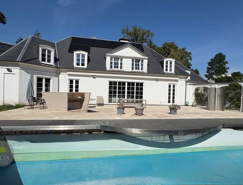                                         Villa te koop in Sint-Genesius-Rode, € 1.575.000
