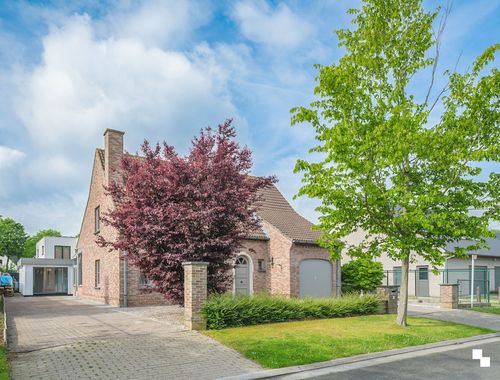                                         Villa te koop in Merelbeke, € 529.000
