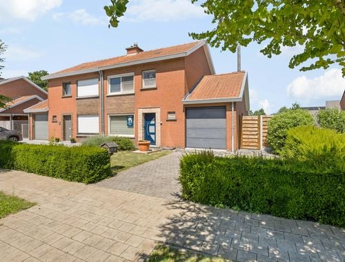                                         Woning te koop in Emelgem, € 230.000
