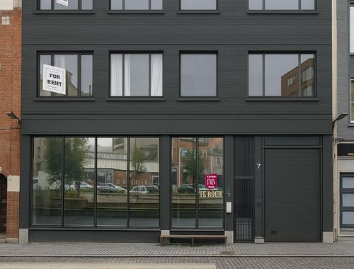                                        Kantoor te huur in Antwerpen, € 8.250
