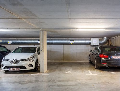                                         Staanplaats te koop in Antwerpen, € 30.000
