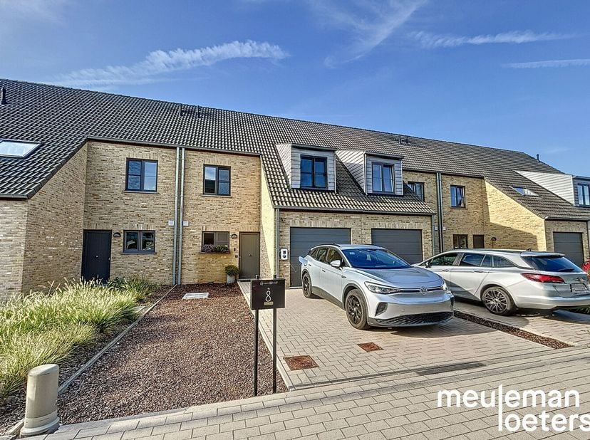 Huis te koop in Granietstraat 8,
                    8870 Emelgem