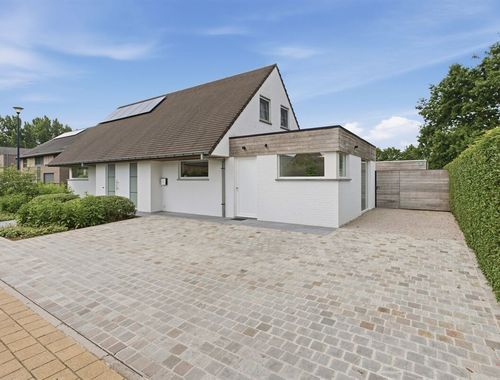                                         Woning te koop in Dentergem, € 595.000
