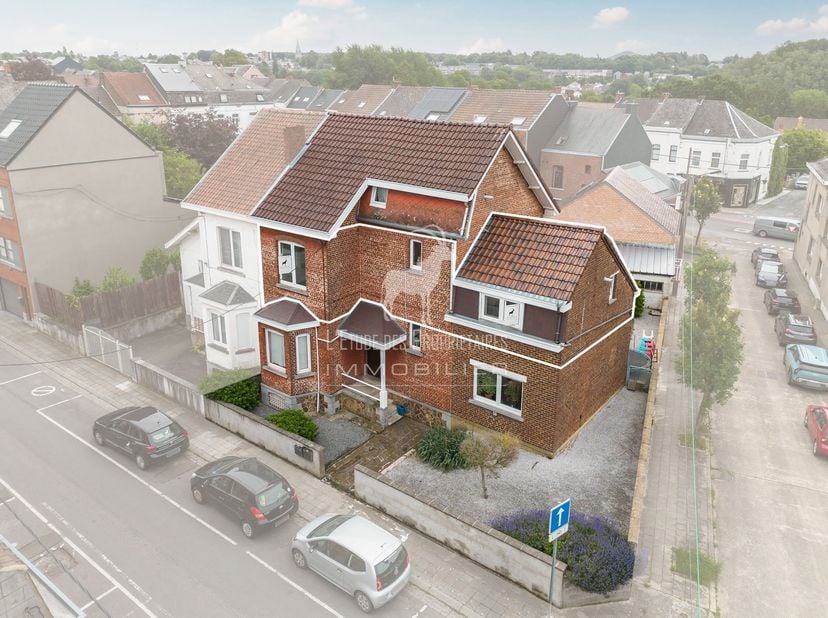 Makelaarsreferentie: L7170-114<br />
VIRTUELE RONDLEIDING: https://envisite.net/vtour/fr/buul3s/frame<br />
Ontdek dit prachtige appartement op de 2e