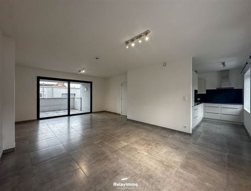                                         Appartement te huur in Tournai, € 825

