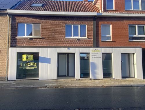                                         Kantoor te huur in Kemzeke, € 1.275

