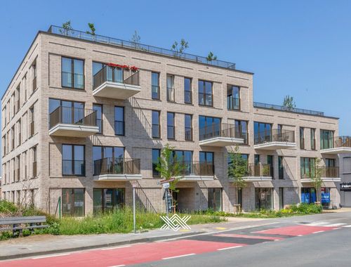                                         Appartement à louer à Deinze, € 795
