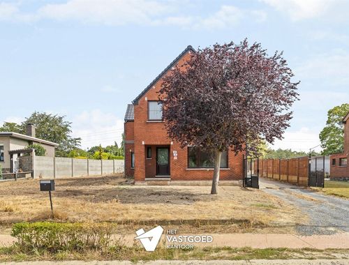                                         Eengezinswoning te koop in Oostham, € 289.000

