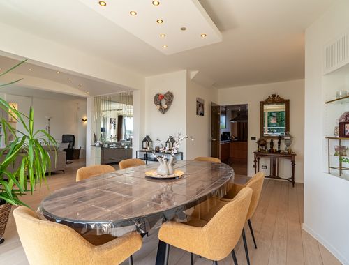                                         Duplex te koop in Izegem, € 299.000
