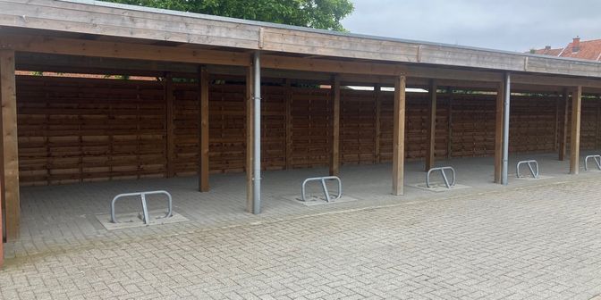 Garage te koop in Gentsesteenweg 42-44, 8530 Harelbeke