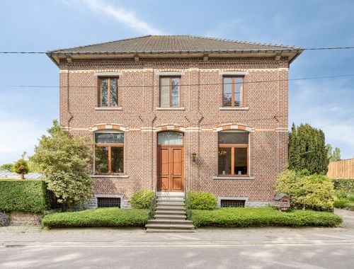                                         Maison exceptionnelle à vendre à Neerlinter, € 449.900
