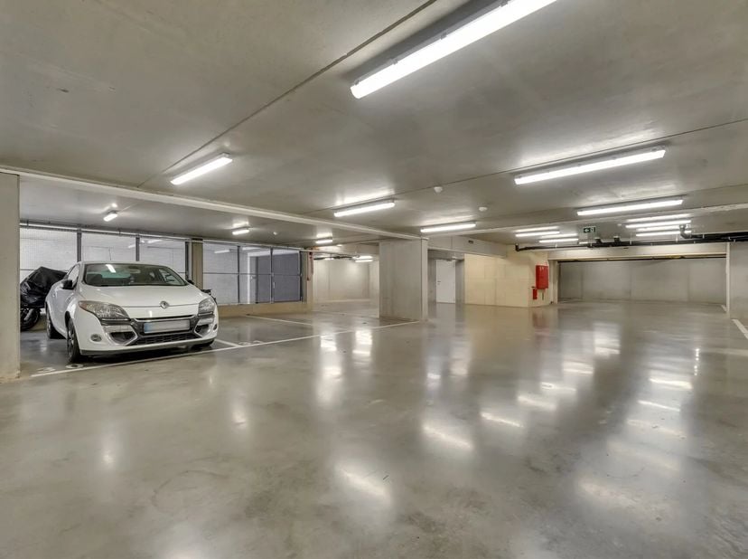 Garage à vendre
                    à 3700 Tongeren