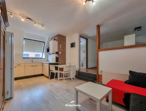                                         Appartement à louer à Tournai, € 590
