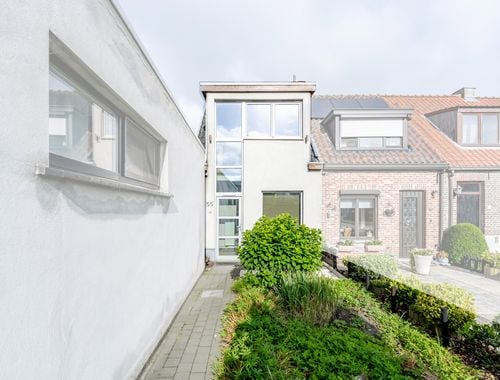                                         Woning te koop in Sint-Andries, € 349.000
